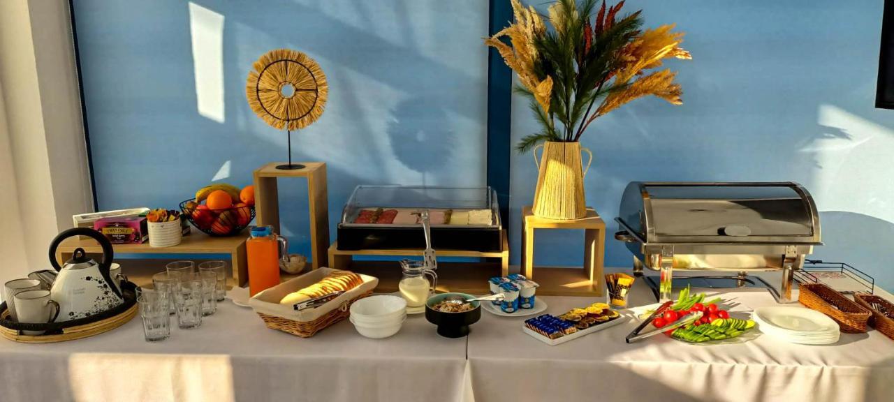 Deja Blue - Adult Only Hotel Sfântu Gheorghe Buitenkant foto