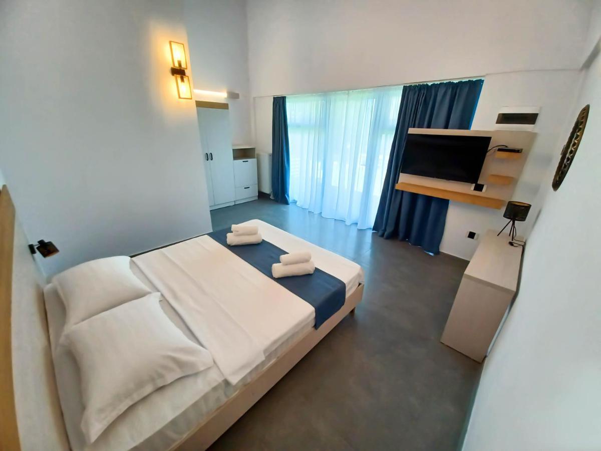 Deja Blue - Adult Only Hotel Sfântu Gheorghe Buitenkant foto