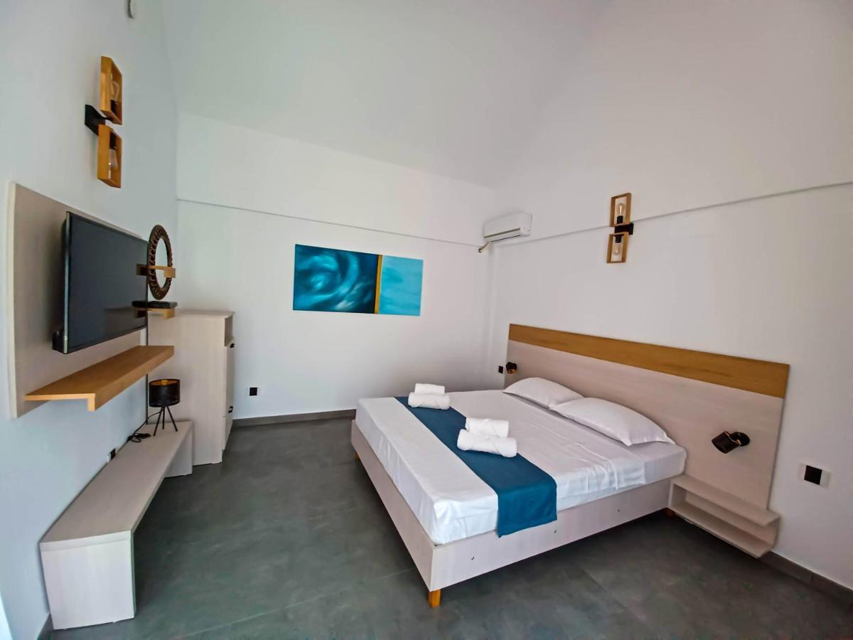 Deja Blue - Adult Only Hotel Sfântu Gheorghe Buitenkant foto