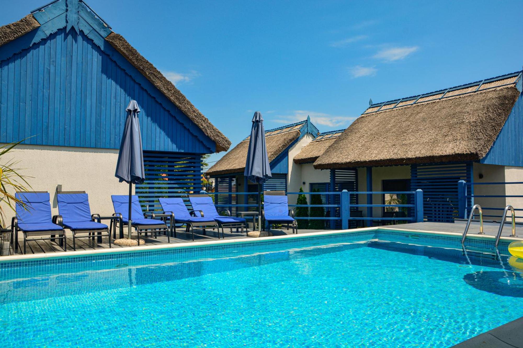 Deja Blue - Adult Only Hotel Sfântu Gheorghe Buitenkant foto