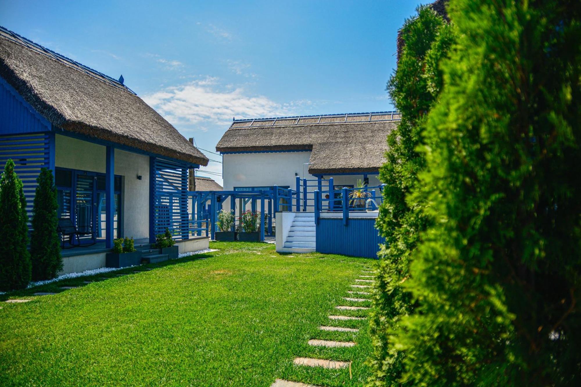 Deja Blue - Adult Only Hotel Sfântu Gheorghe Buitenkant foto